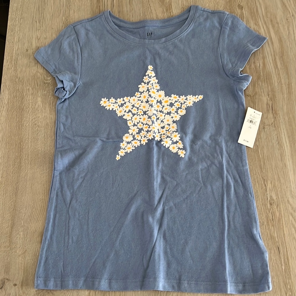 Gap tshirt